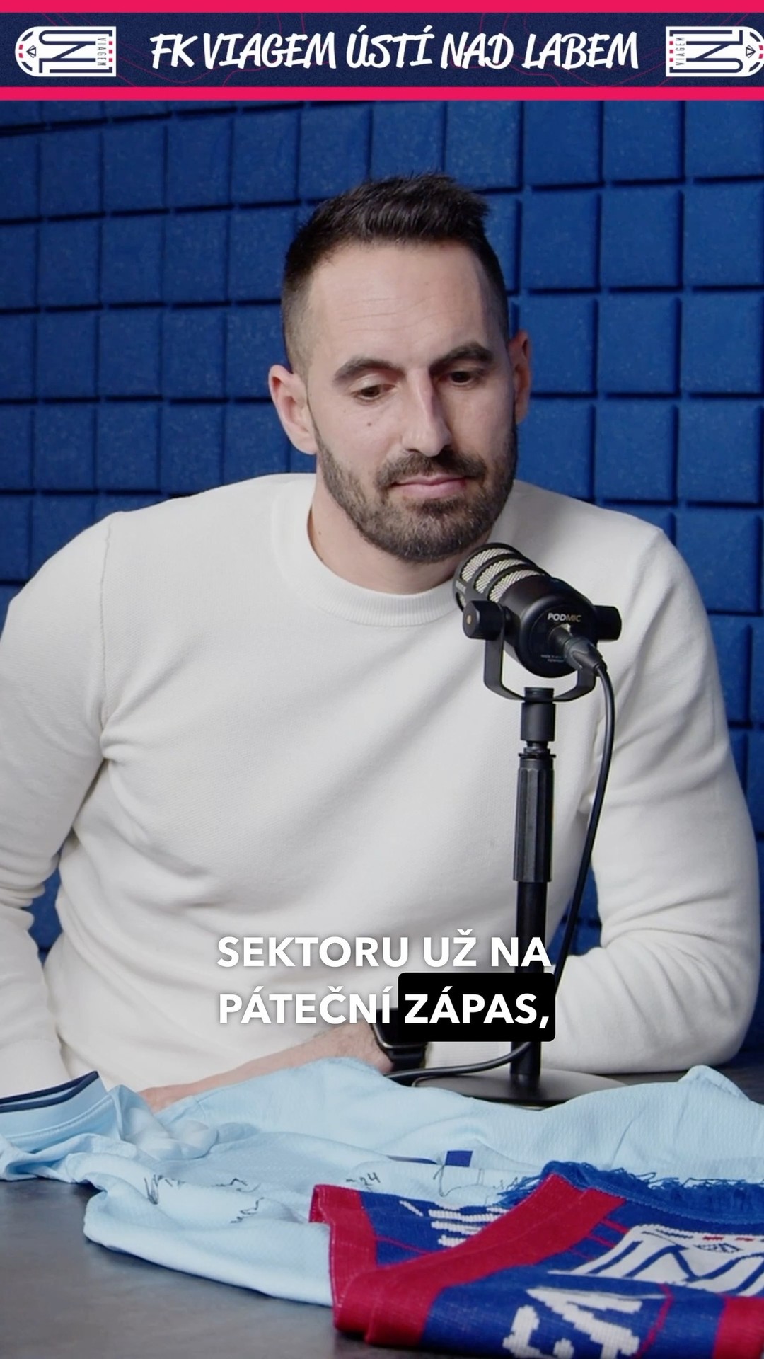 SOUTĚŽ! ‼️ Chceš podepsaný dres či naší šálu a k tomu vstup do VIP? Lajkujte, komentujt…