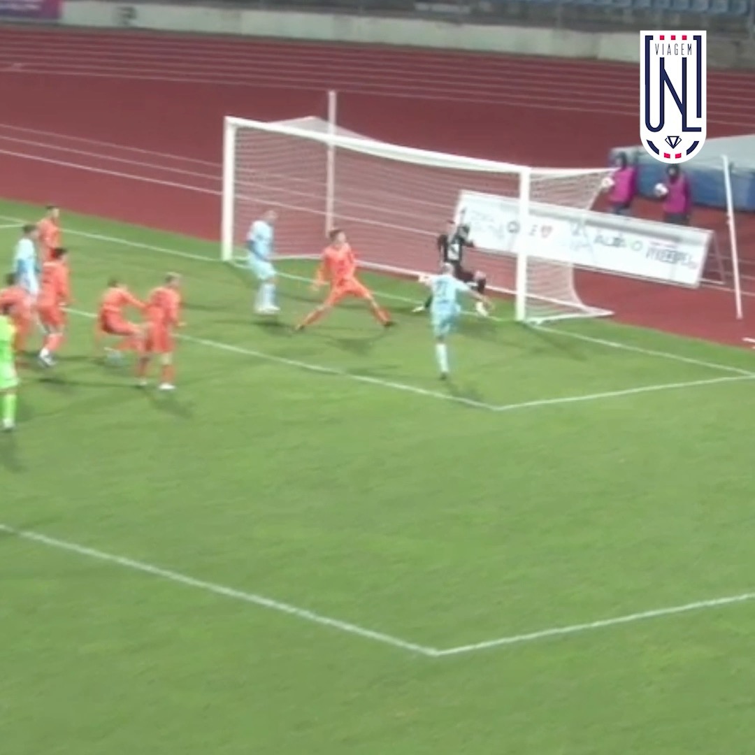🎯 S gólmanem ve vápně jde všechno lépe! Takto Tomáš Kučera srovnal na konečných 2:2