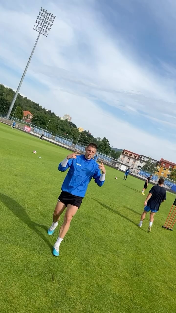 👋🏼: Ласкаво просимо Іване | Vítej Ivane