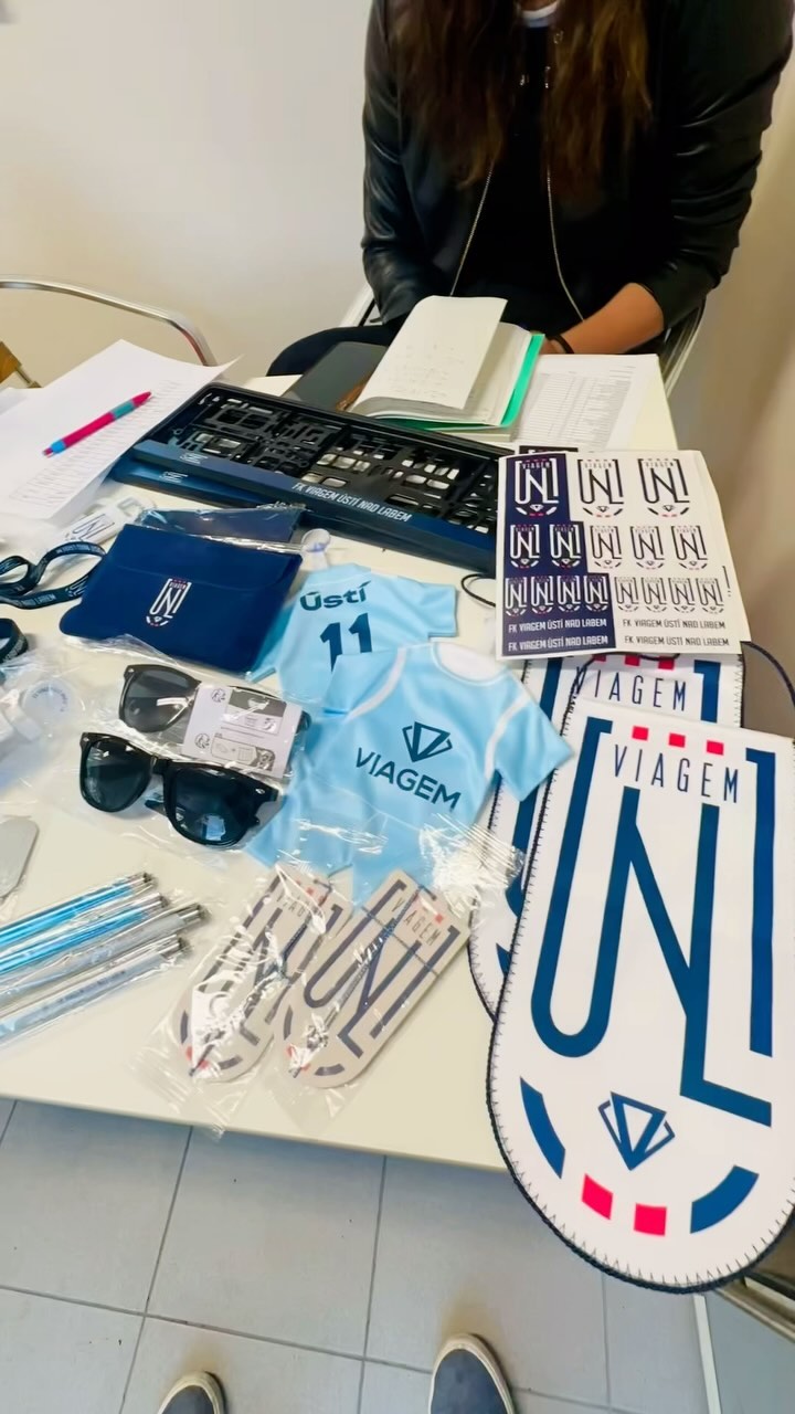 FANSHOP NA ZÁPASE 🎁 Navštivte náš kamenný fanshop