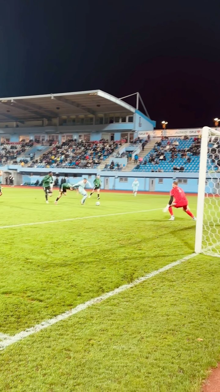 VEDEME 1:0 🎯 Takto se prosadil Mareeeek Červenkaaa