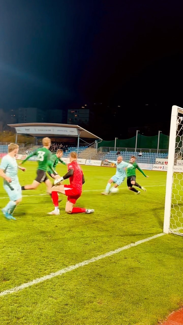 Na 2:0 zvyšuje Filip Novotný