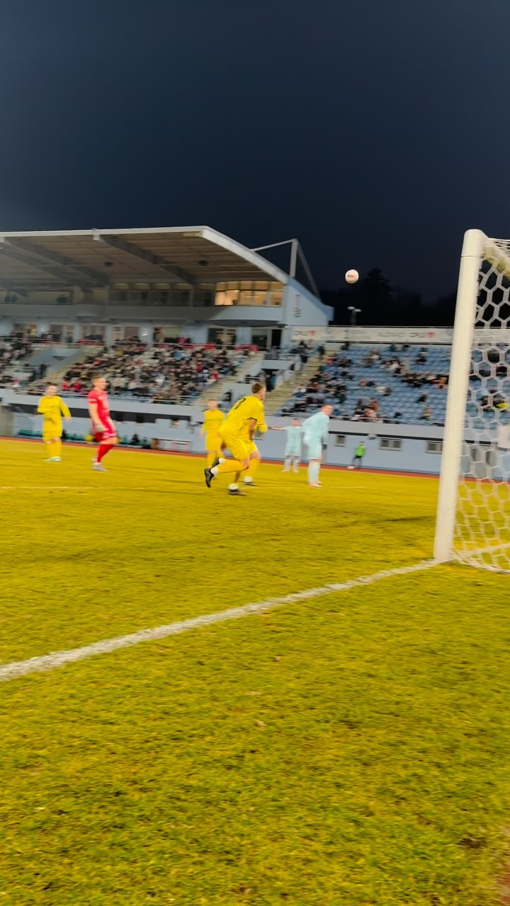 🎯 VEDEME 1:0! Chybu hostujícího brankáře využil Ondra Žežulka