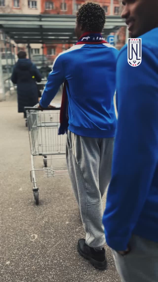 To je parádní! ⚽💙 Fotbalisté Ústí nejen makají na hřišti, ale mají i srdce na správném…
