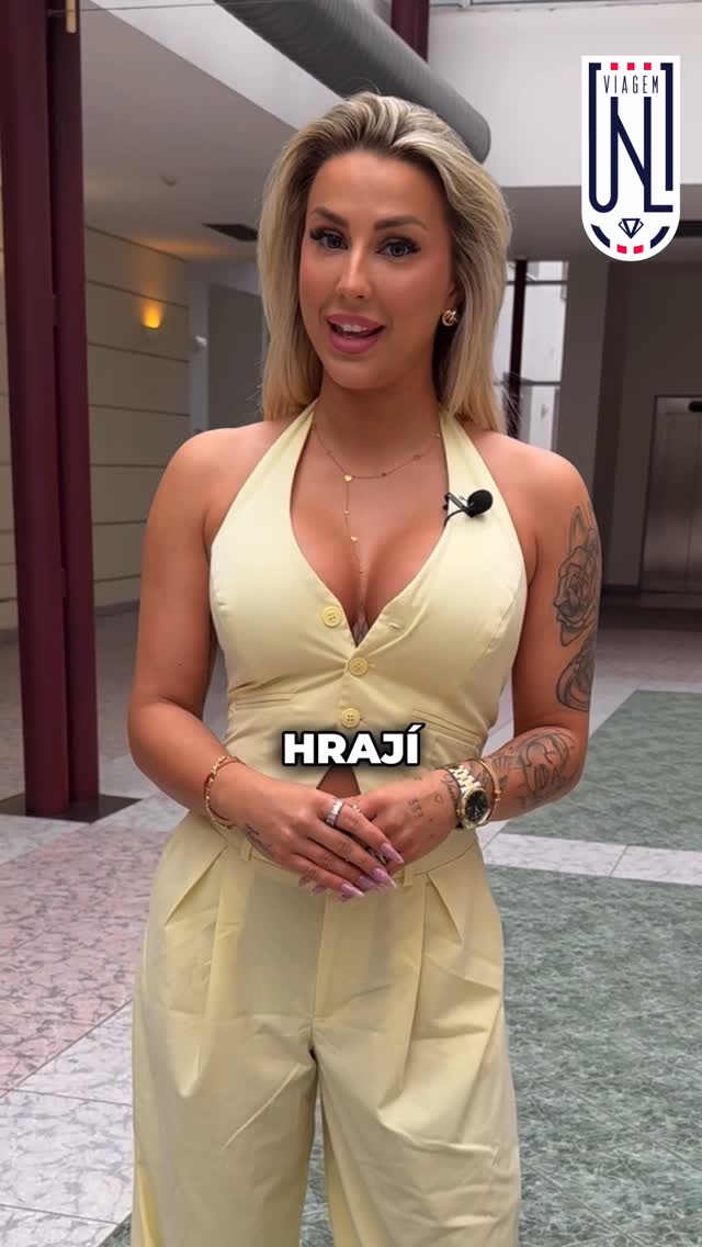 Naše moderátorka vás všechny zve na zítřejší zápas.