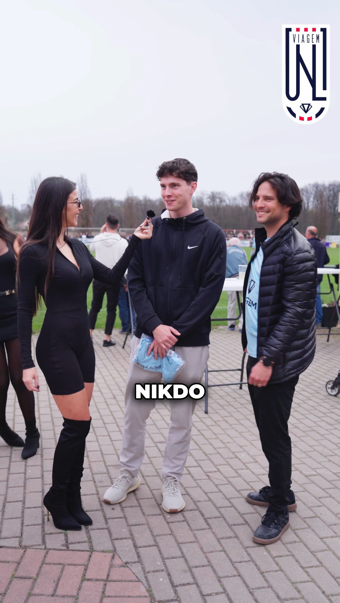 🤍🩵 I bývalí fotbalisté dorazili do Brozan podpořit Viagem