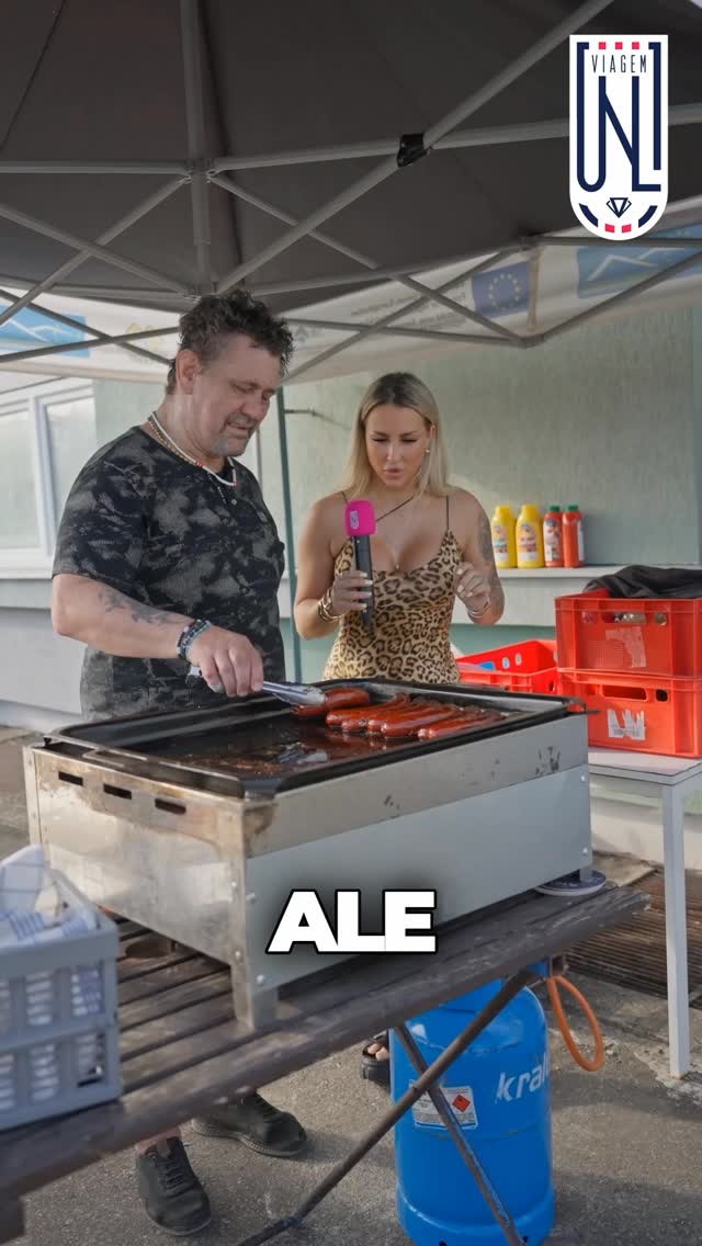 moderátorka zápasu, ale pomohla také u občerstvení.