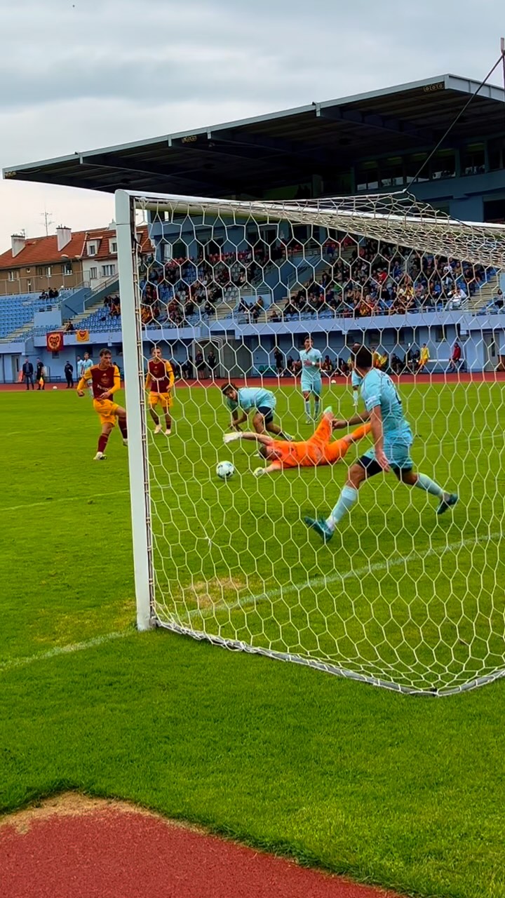 🧤🔥 ZÁKROK ROKU?: Tomáš Grigar – 42 let, dámy a pánové