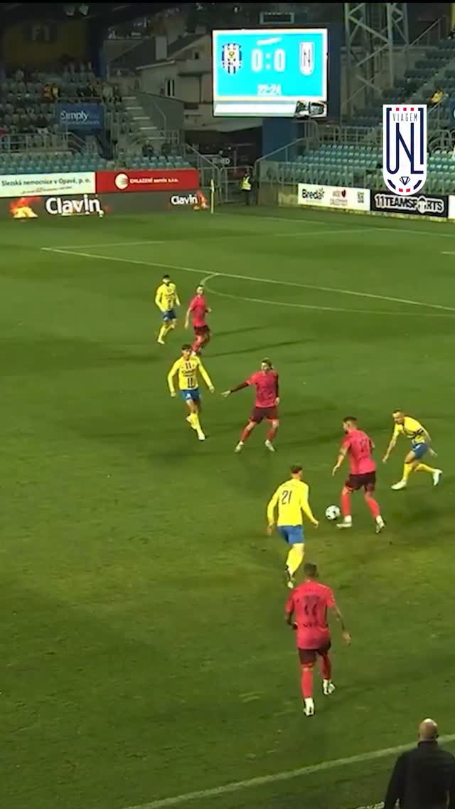 ⚽ NOVOTNÝ OTEVŘEL SKÓRE: V Opavě se jako první prosadil Filip Novotný po nádherném pasu…