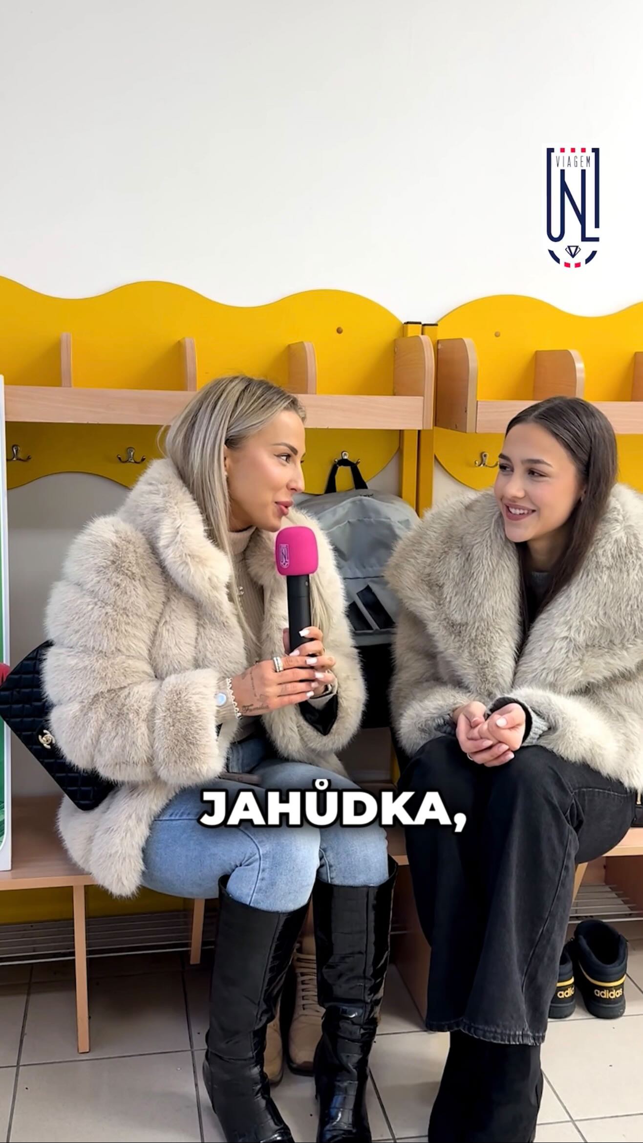 HOLKY Z NAŠÍ ŠKOLKY: Sabina a Miriam zavzpomínaly, jaké to bylo ve školce