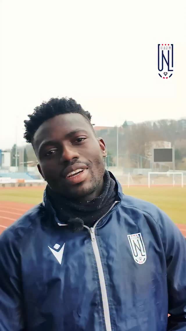 Solomon zve na sobotní zápas, který začíná ve dvanáct na půlku