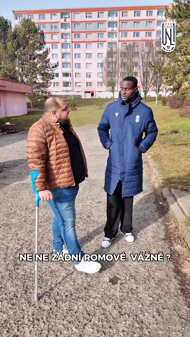 Tentokrát Dana zajímalo, zda jeho noví bratranci mají v Gabonu Romy.