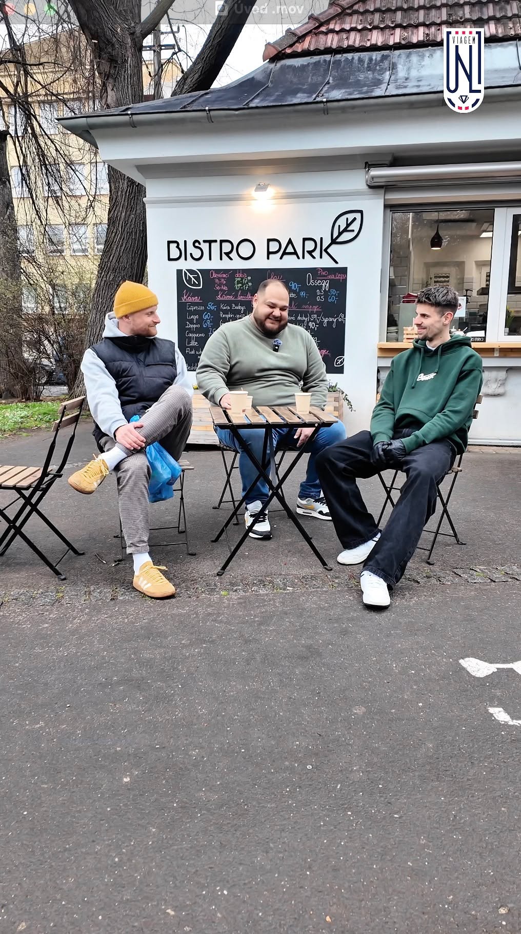 Uklízíme ústí: Daniel Ferenc s Davidem Březinou, Patrikem Gojem, Evou Fialovou a fanouš…