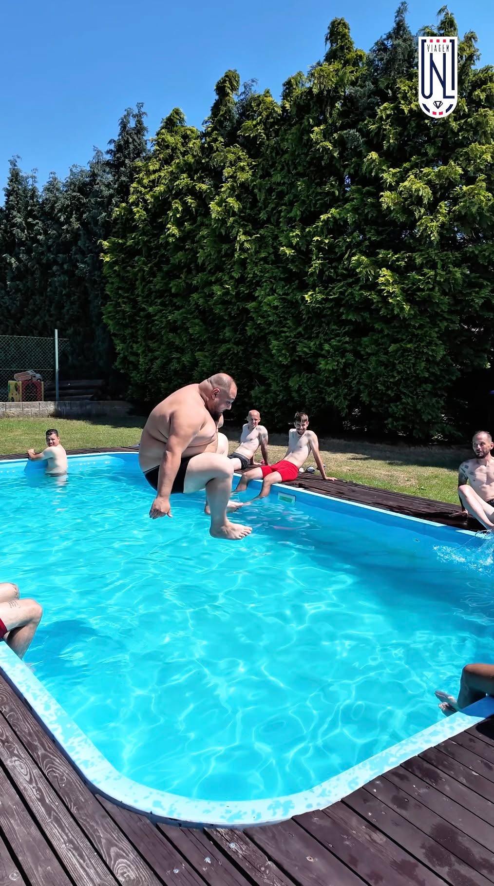 SOUSTŘEDĚNÍ V MODRÉ I ☀️🏊 Dan Ferenc vyrazil navštívit hráče na soustředění v Modré