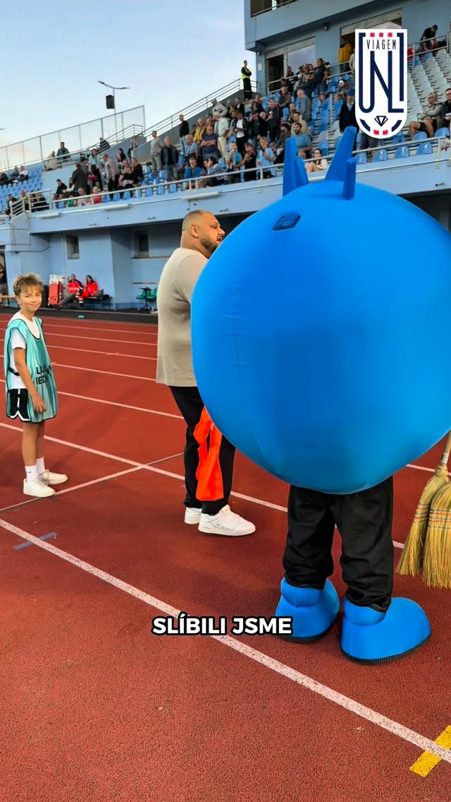 Poločasová soutěž: Tentokrát se na stadionu trochu lítalo