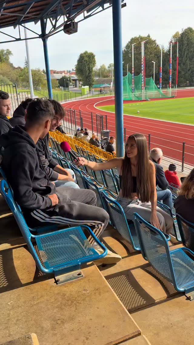 KUČERA NEBO KOTT?: Když víš, jak se jmenuje…